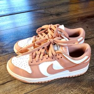 Nike Dunk Low Womens Rose Whisper